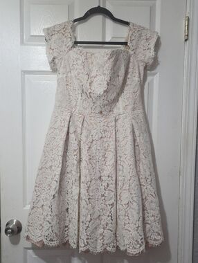 Eliza J Cream Floral Lace Fit-and-Flare Dress